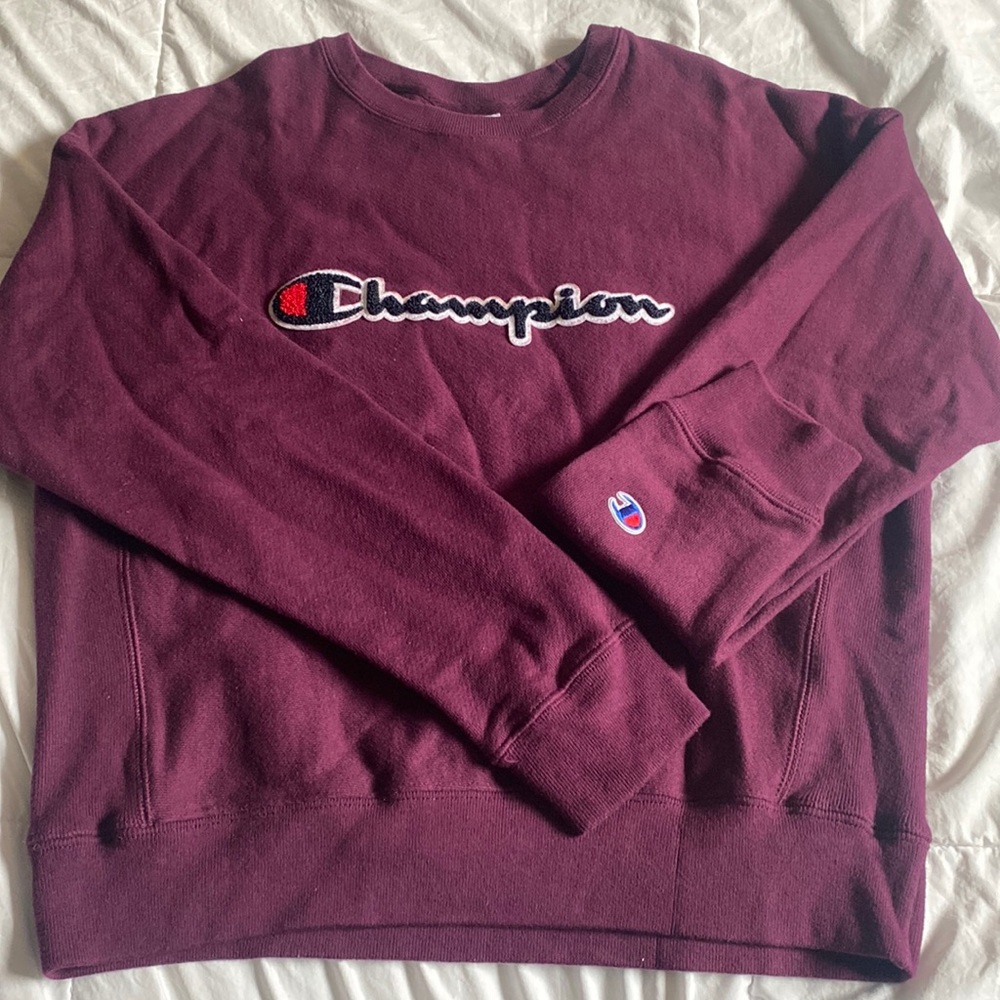 Deep Purple Champion Cropped Crew Neck. Size: medium